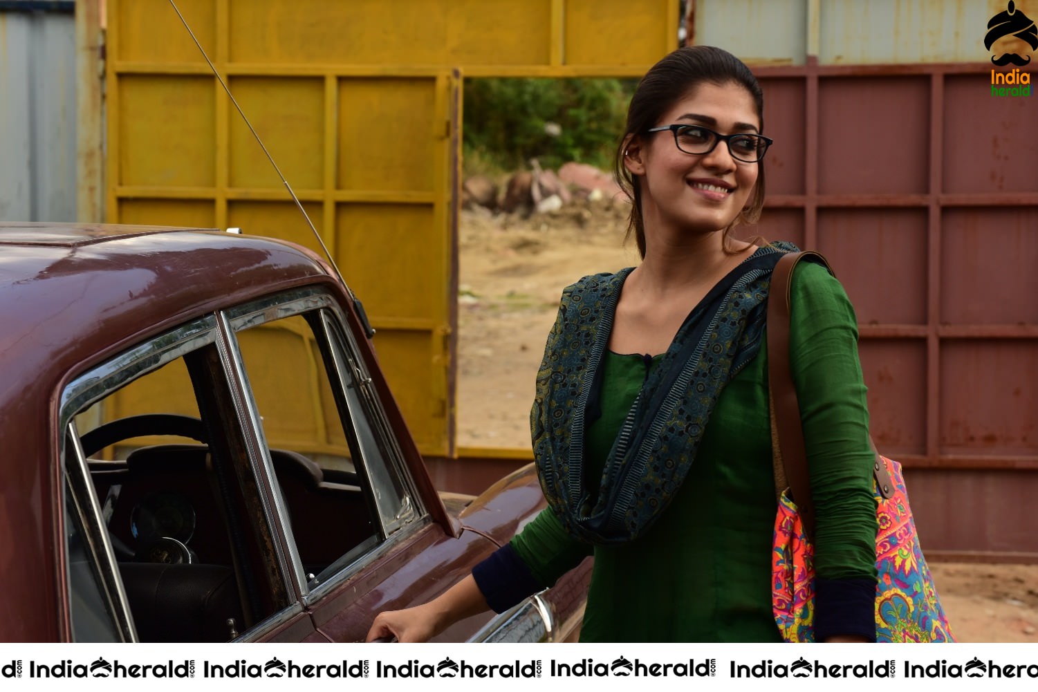 Nayanthara Unseen Hot Photos with Nerd Glasses Set 2