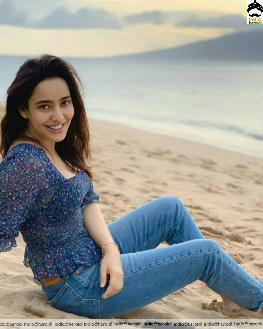 Neha Sharma Cute Photo Stills