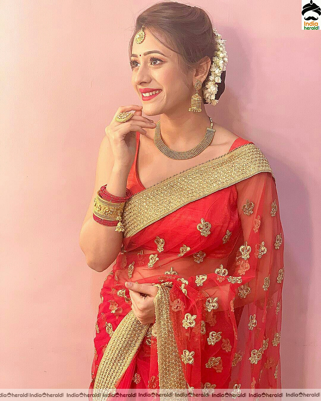 Niba Nawab Cute And Gorgeous Red Saree Stills