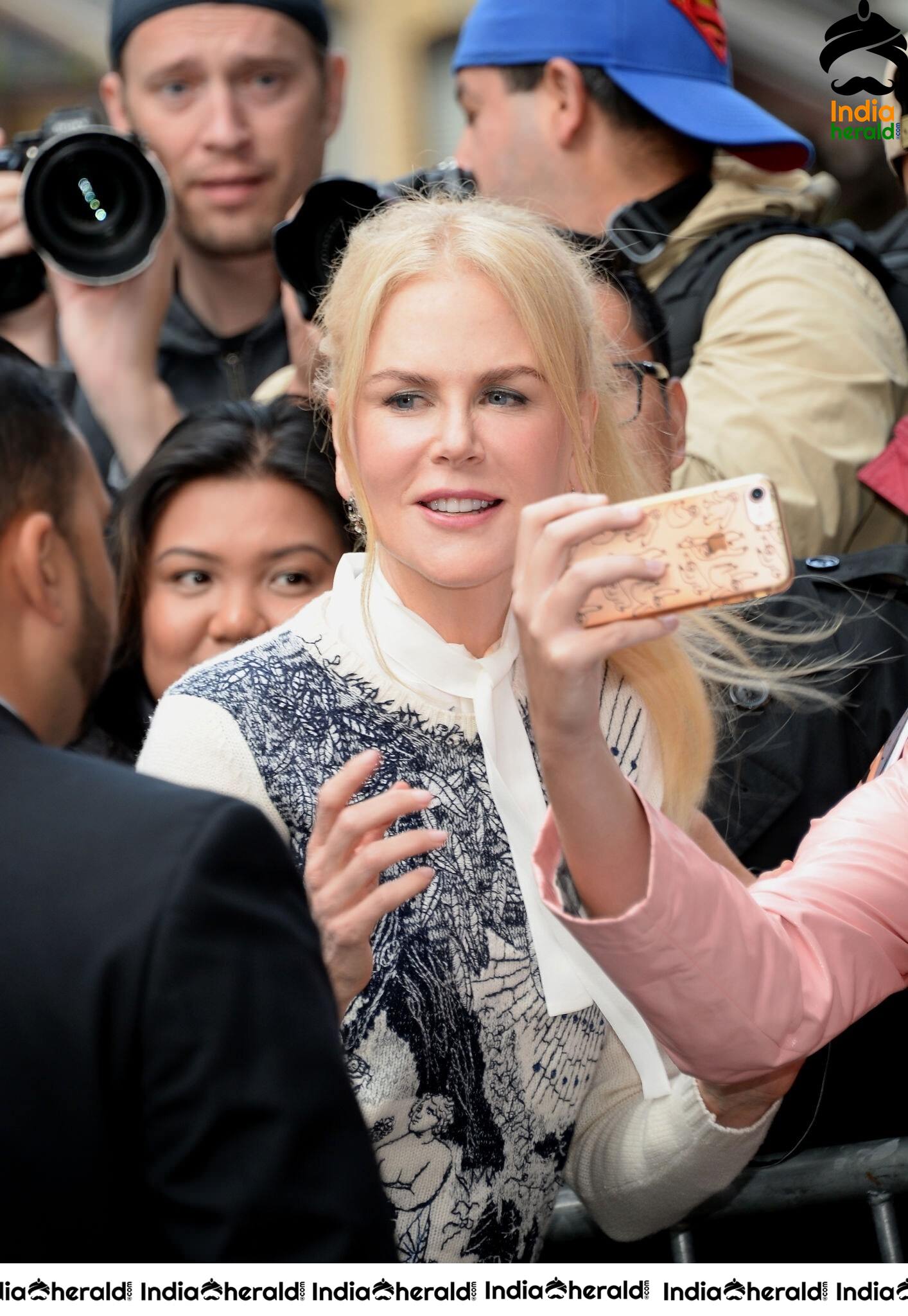 Nicole Kidman At The Goldfinch Press Conference Set 1