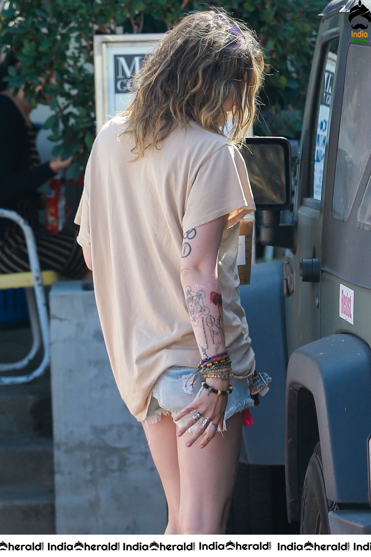 Paris Jackson looking Cute as she is seen at Starbucks in Malibu