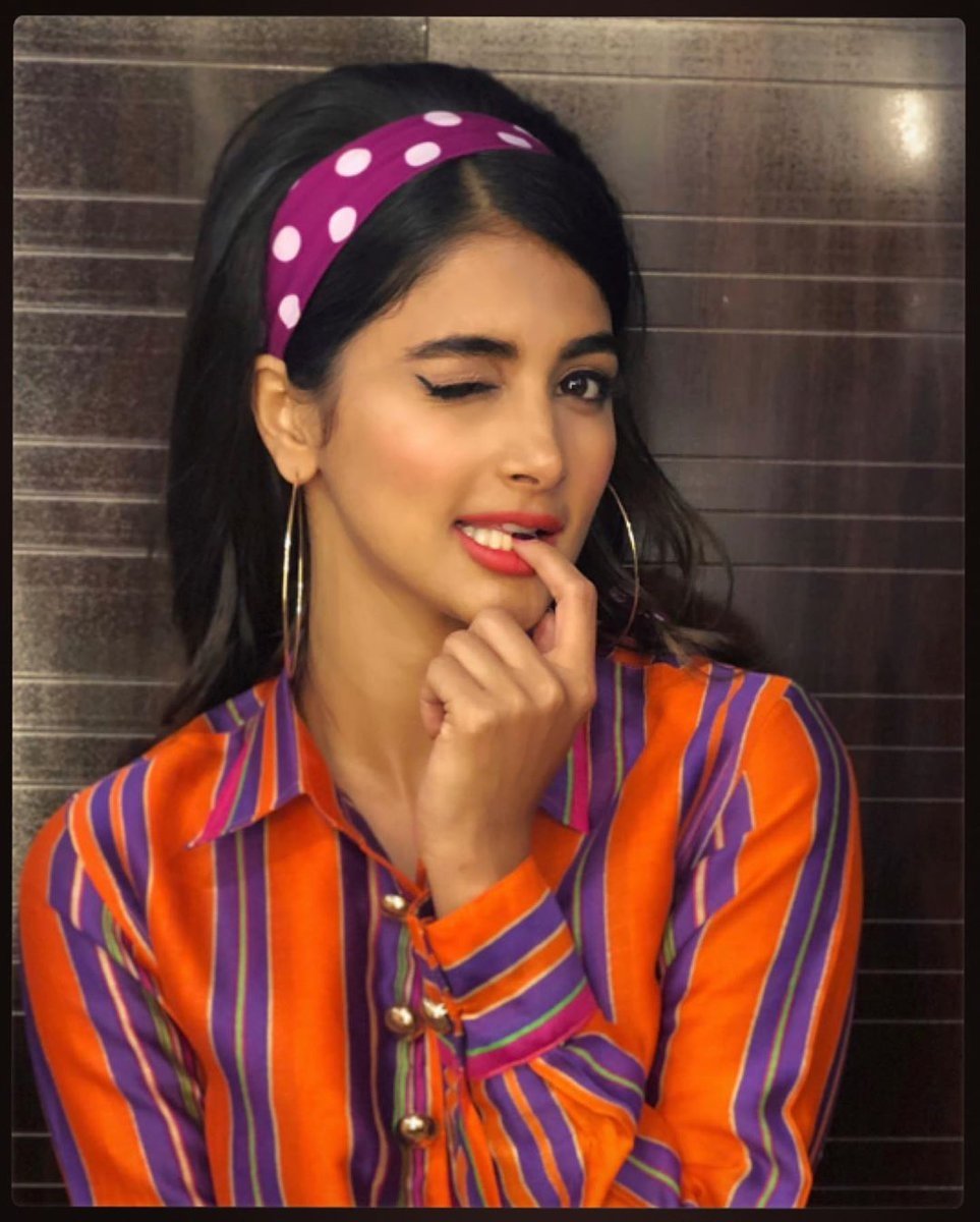 Pooja Hegde Latest Mesmerizing Hot Photos Collection