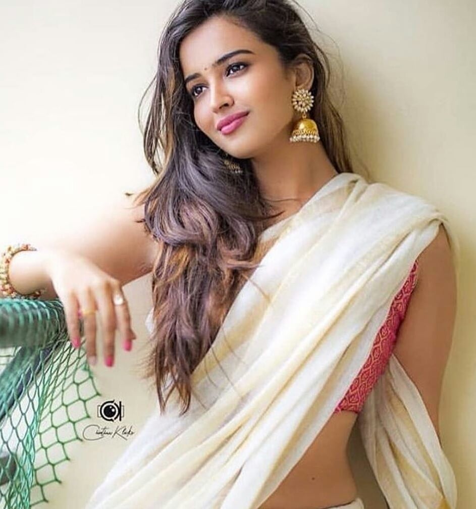 Poojitha Oozes Sex Appeal And Temptations In Saree