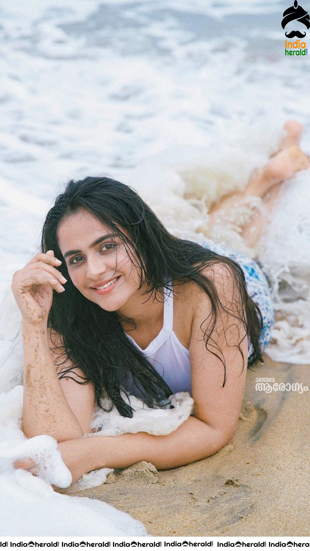 Prachi Tehlan Looking Pretty and Hot in these Photos