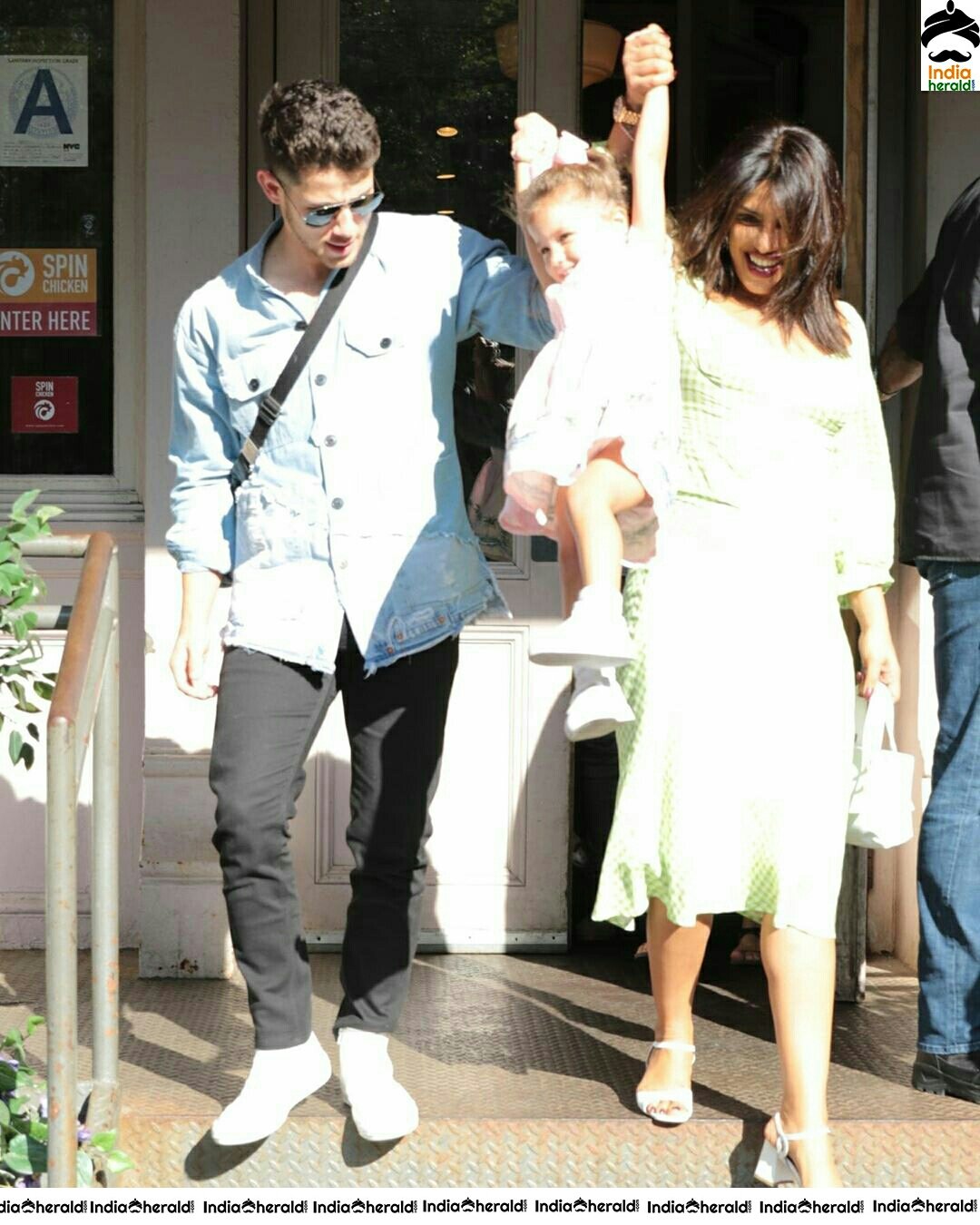 Priyanka Chopra And Nick Jonas Looking Great Together In NYC Set 2