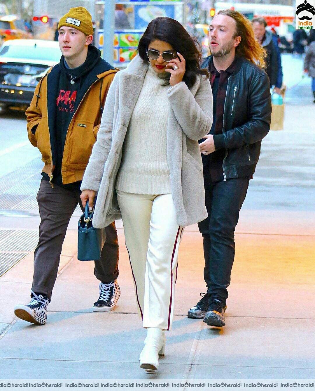 Priyanka Chopra enjoying Shopping At USA