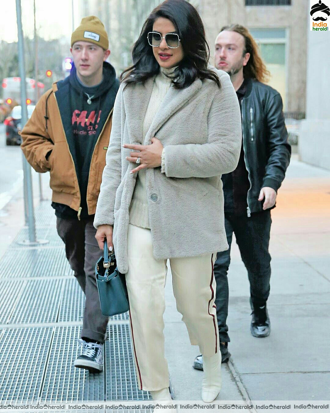 Priyanka Chopra enjoying Shopping At USA