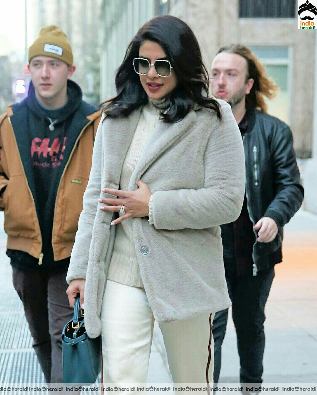 Priyanka Chopra enjoying Shopping At USA