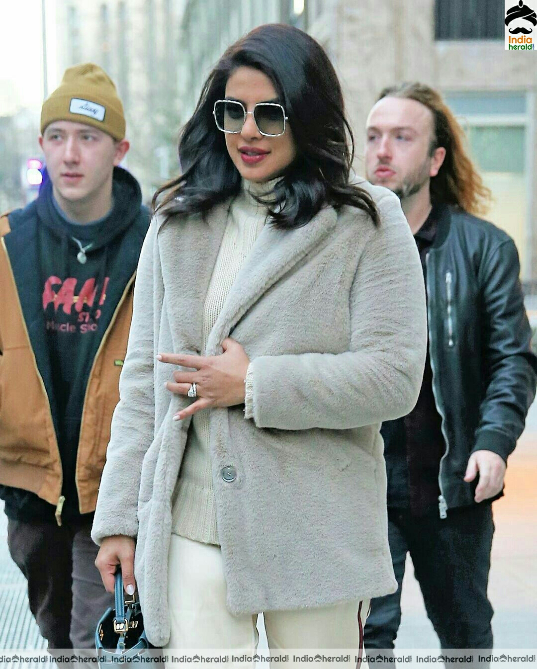 Priyanka Chopra enjoying Shopping At USA