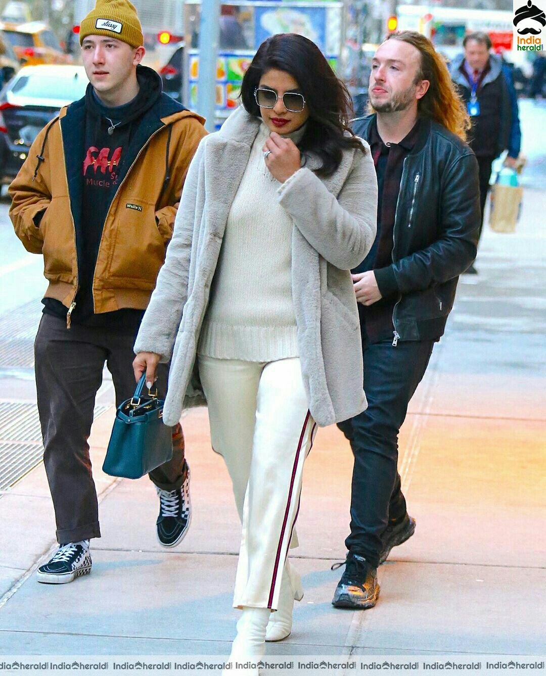 Priyanka Chopra enjoying Shopping At USA