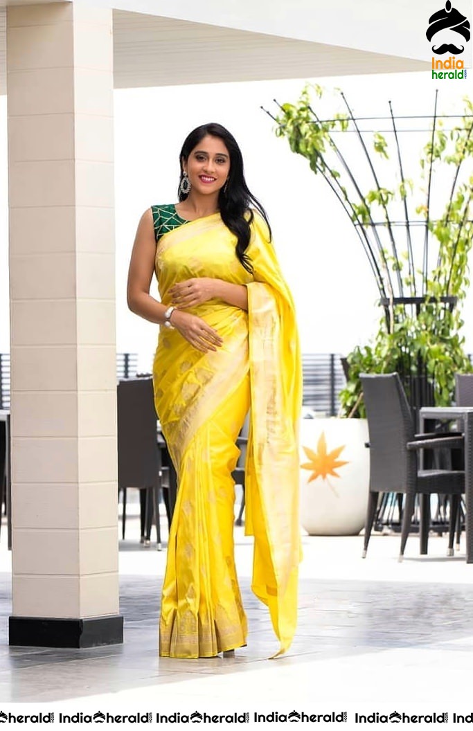 Regina Cassandra Latest Hot Photos in Saree and Sleeveless Blouse