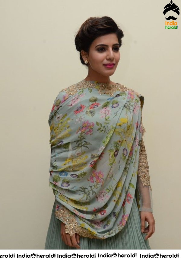 Samantha Akkineni Hot Photos Collection Set 3