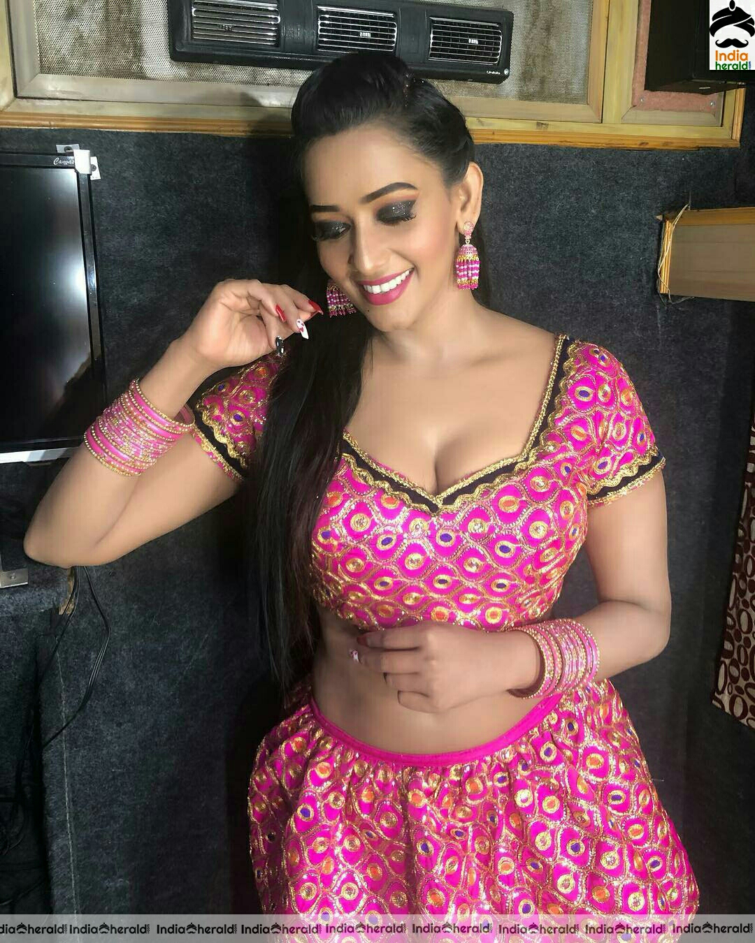 Sanjana Singh getting ready for item song shooting and Exposing her busty assets