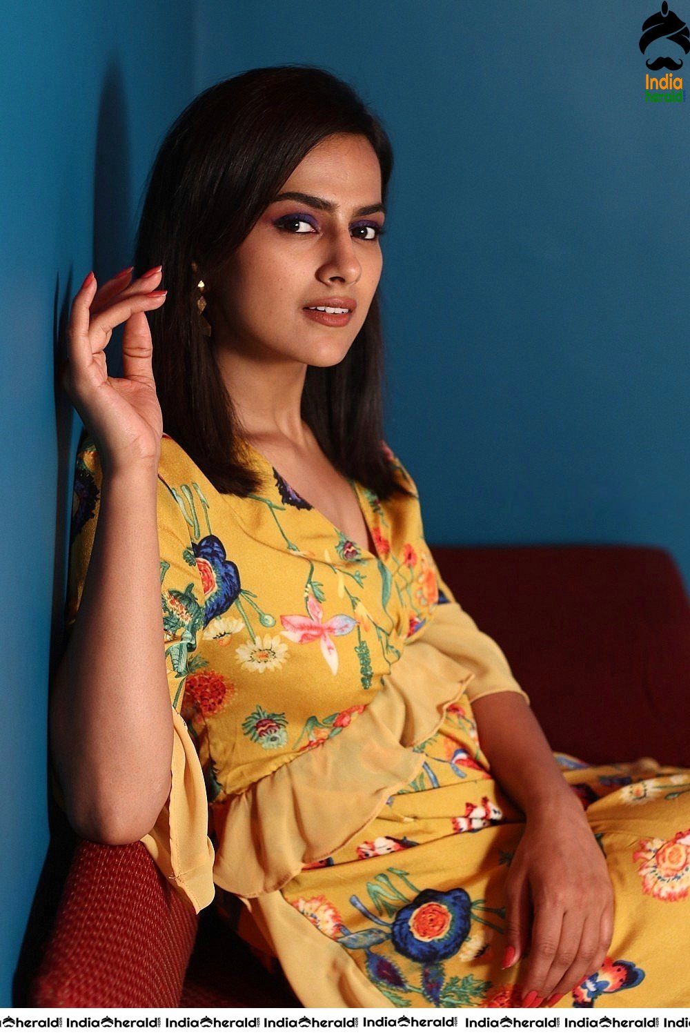 Shraddha Srinath Hot Photoshoot Stills Set 2