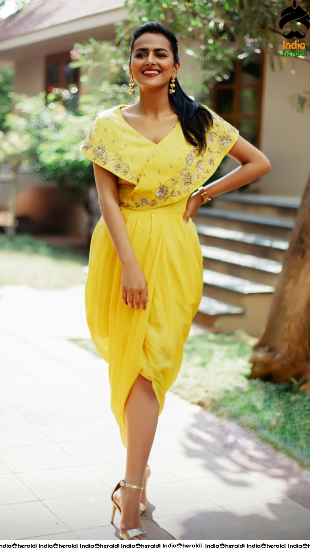 Shraddha Srinath Latest Sizzling Photos in Yellow