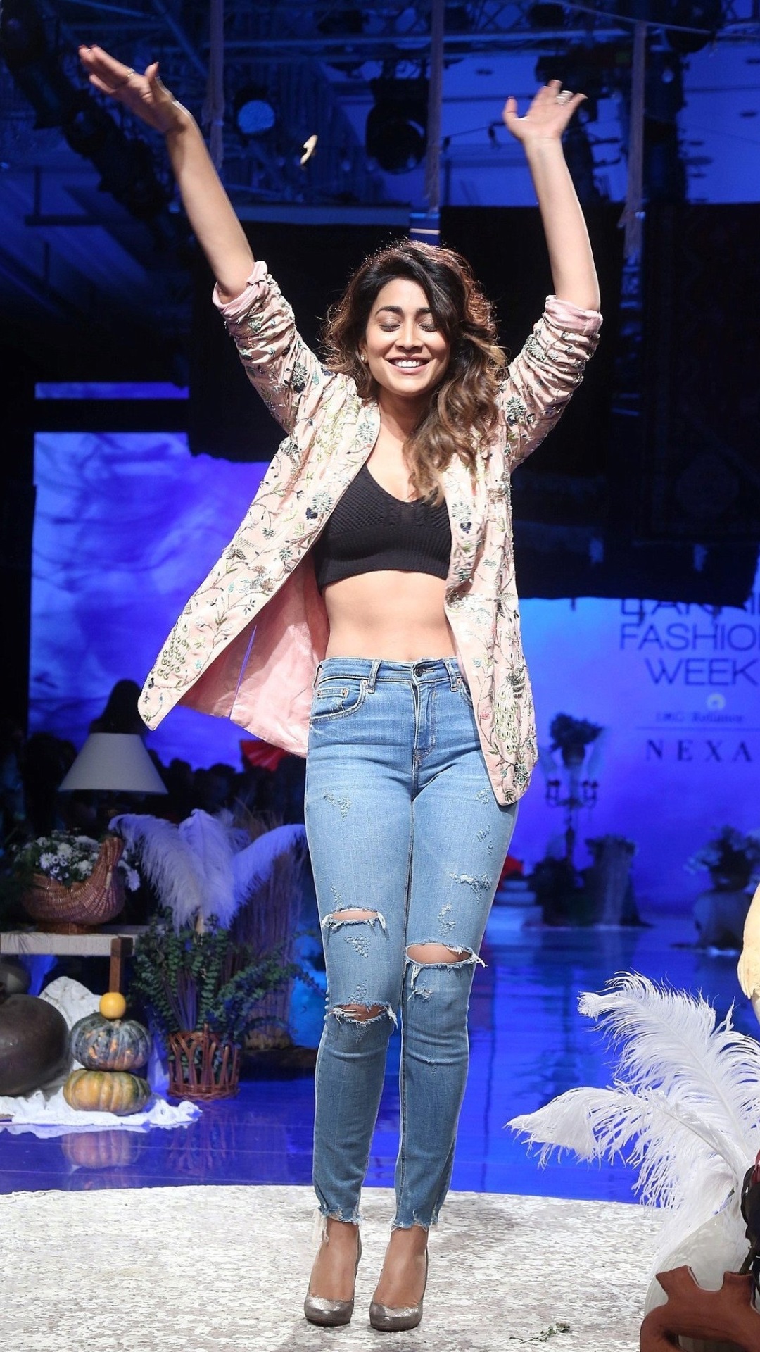 Shriya Saran Exposes Her Brassiere And Flat Tummy During Lakme Fashion Week