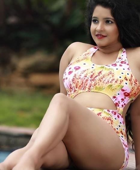 Shubha Poonja Hot Photos