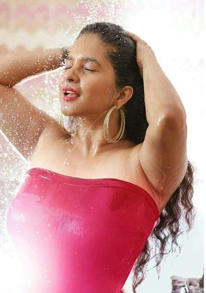 Shubha Poonja Hot Photos