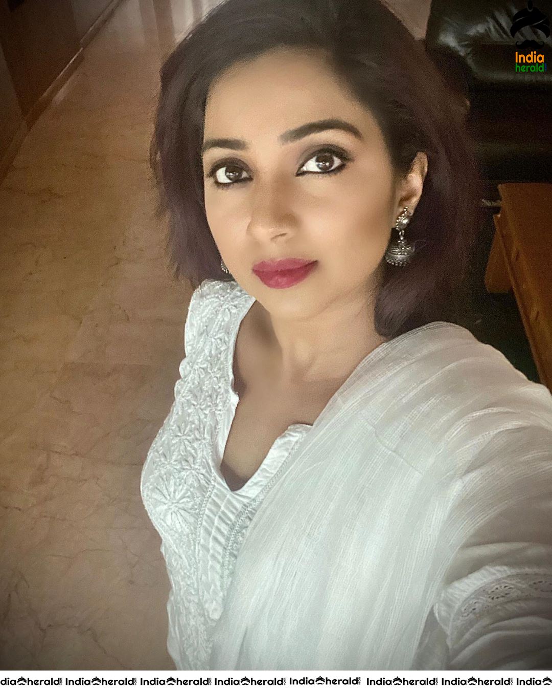 Singer Shreya Ghoshal Latest Hot Photos Collection Set 6