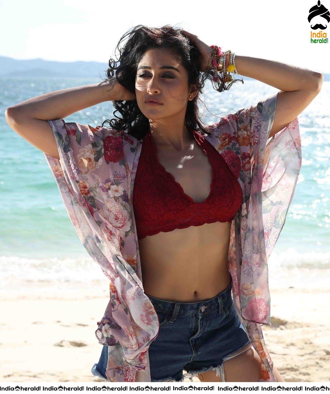 Sizzling Regina Cassandra Hot Bikini Photos