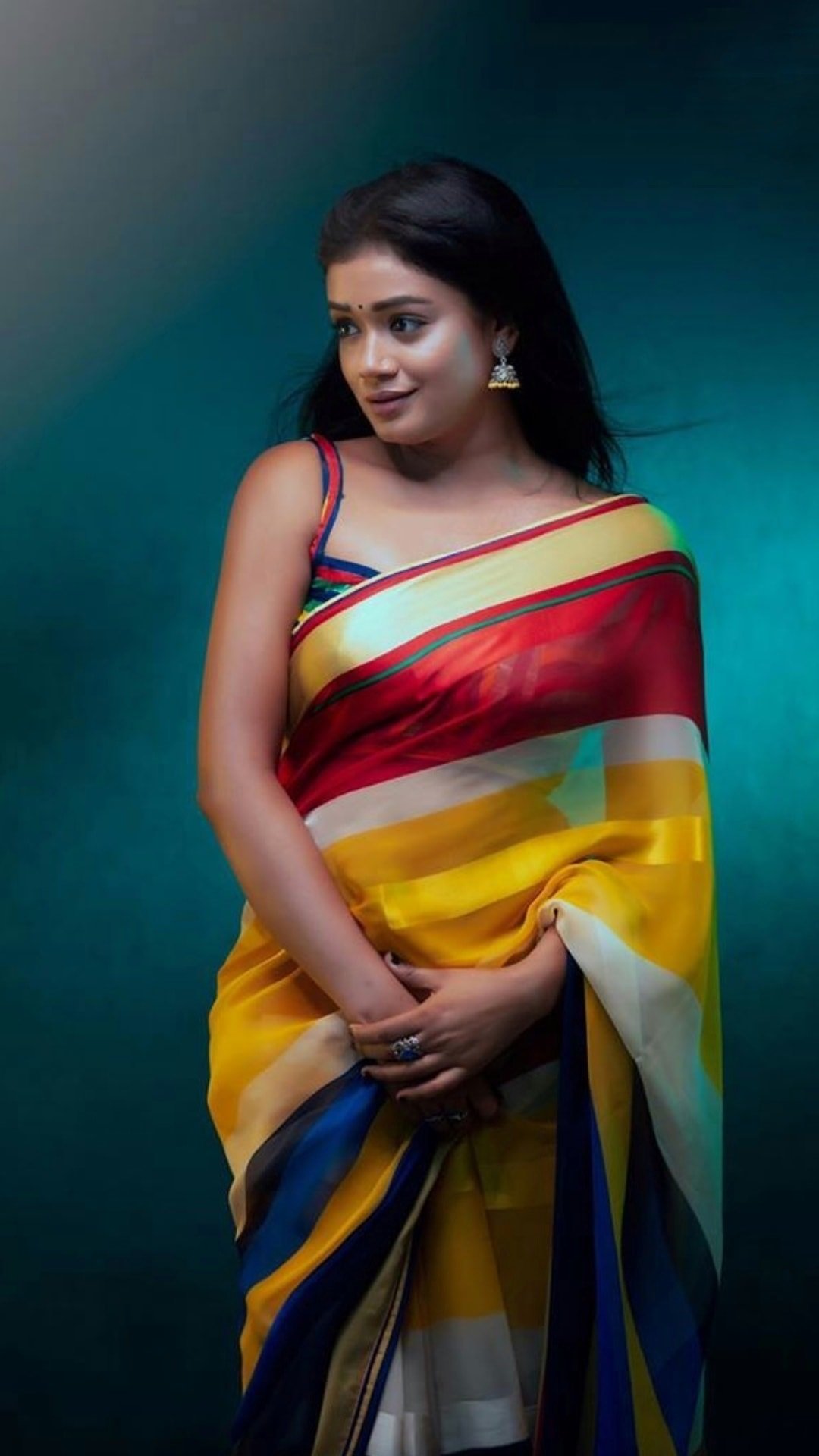 Stunning New Hot Saree Clicks Of Swayam Siddha