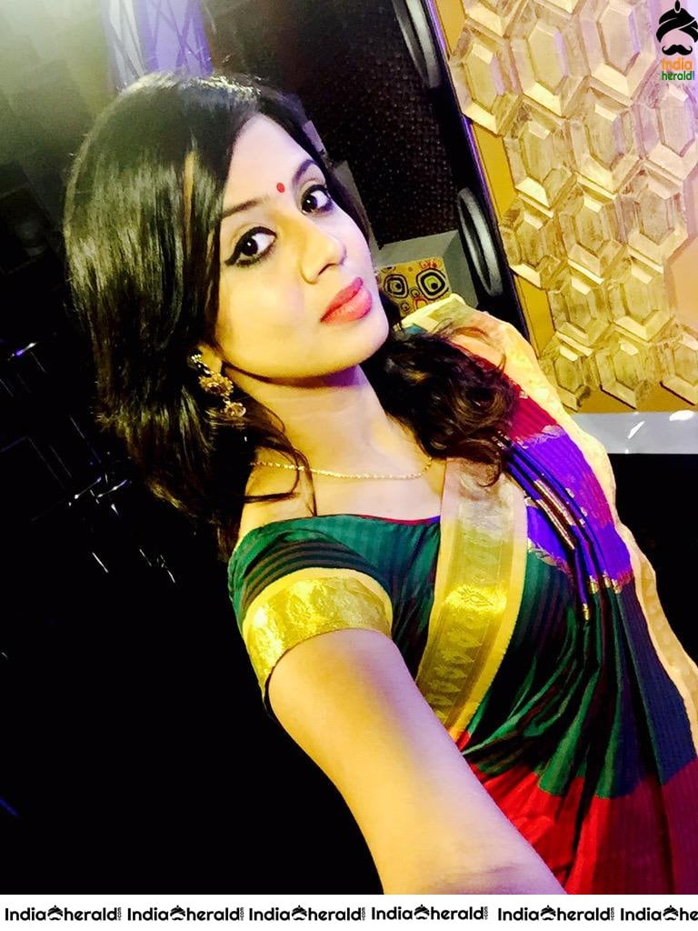 Sun Music Anchor cum Brahmin Beauty Anjana Rangan Hot Photos collection Set 1