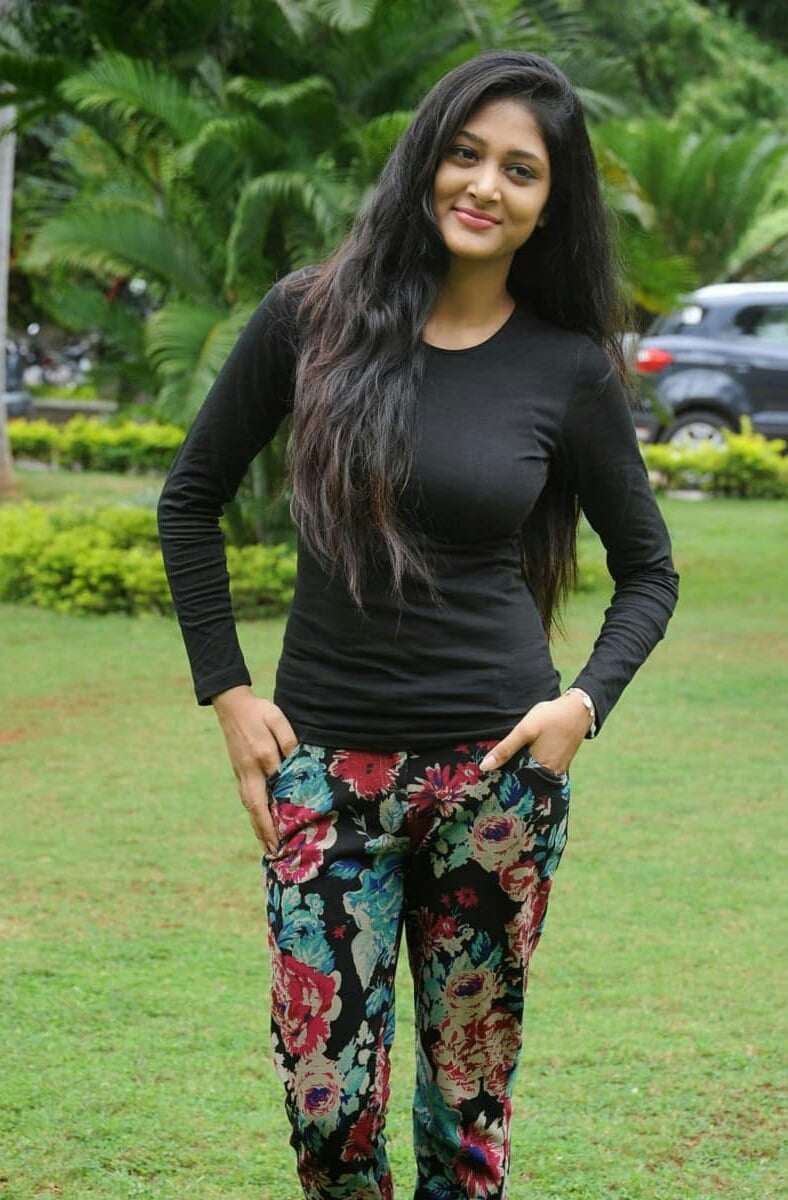 Sushma Raj Spicy Hot In Tight Black Dress