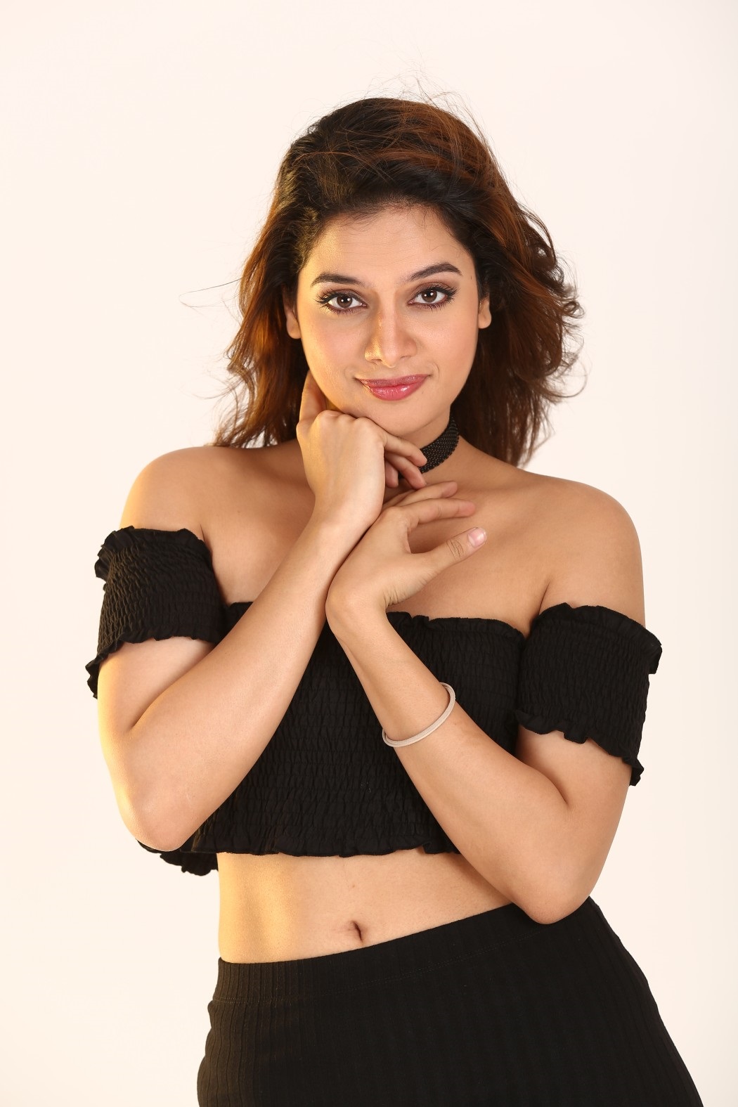 Tanya Hope Latest Sizzling Photoshoot Stills