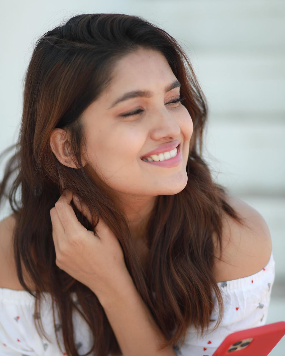 Vani Bhojan Latest Cute Instagram Photo Stills