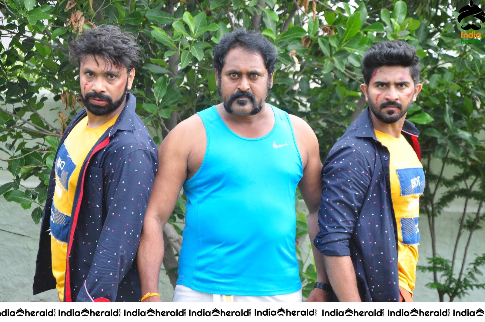 Chethi Lo Cheyvesi Cheppu Bava Movie Shooting Coverage Stills