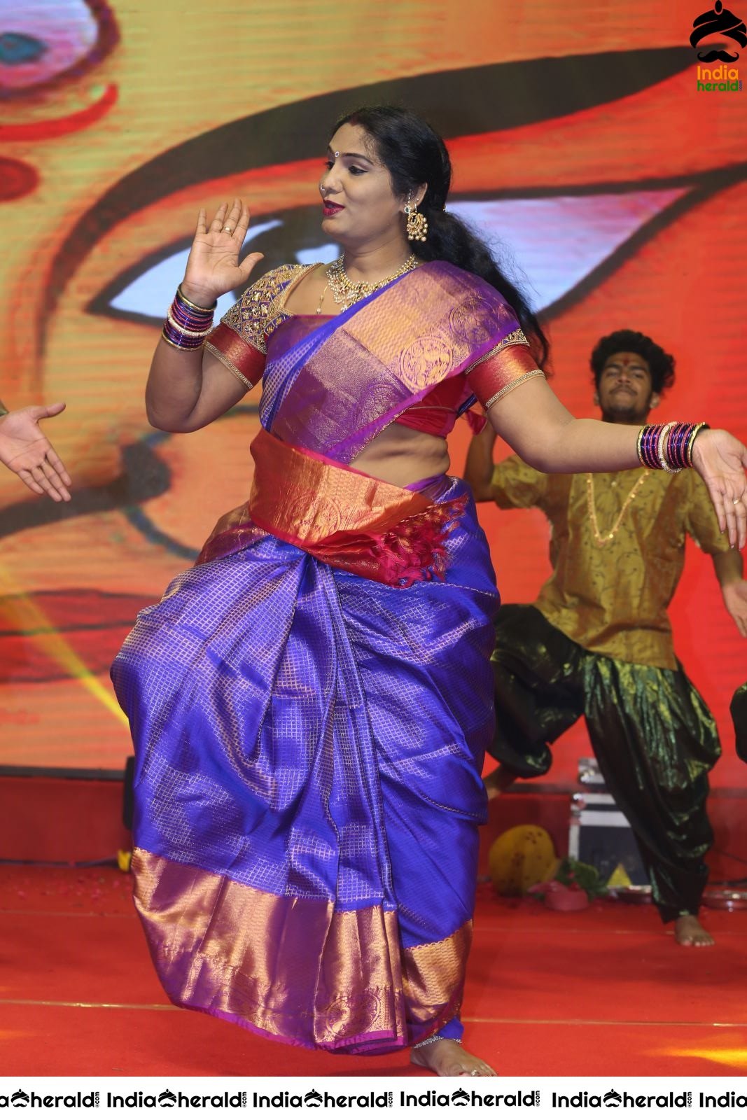 Hot Dance on the Stage at the Pre Release Event Set 1