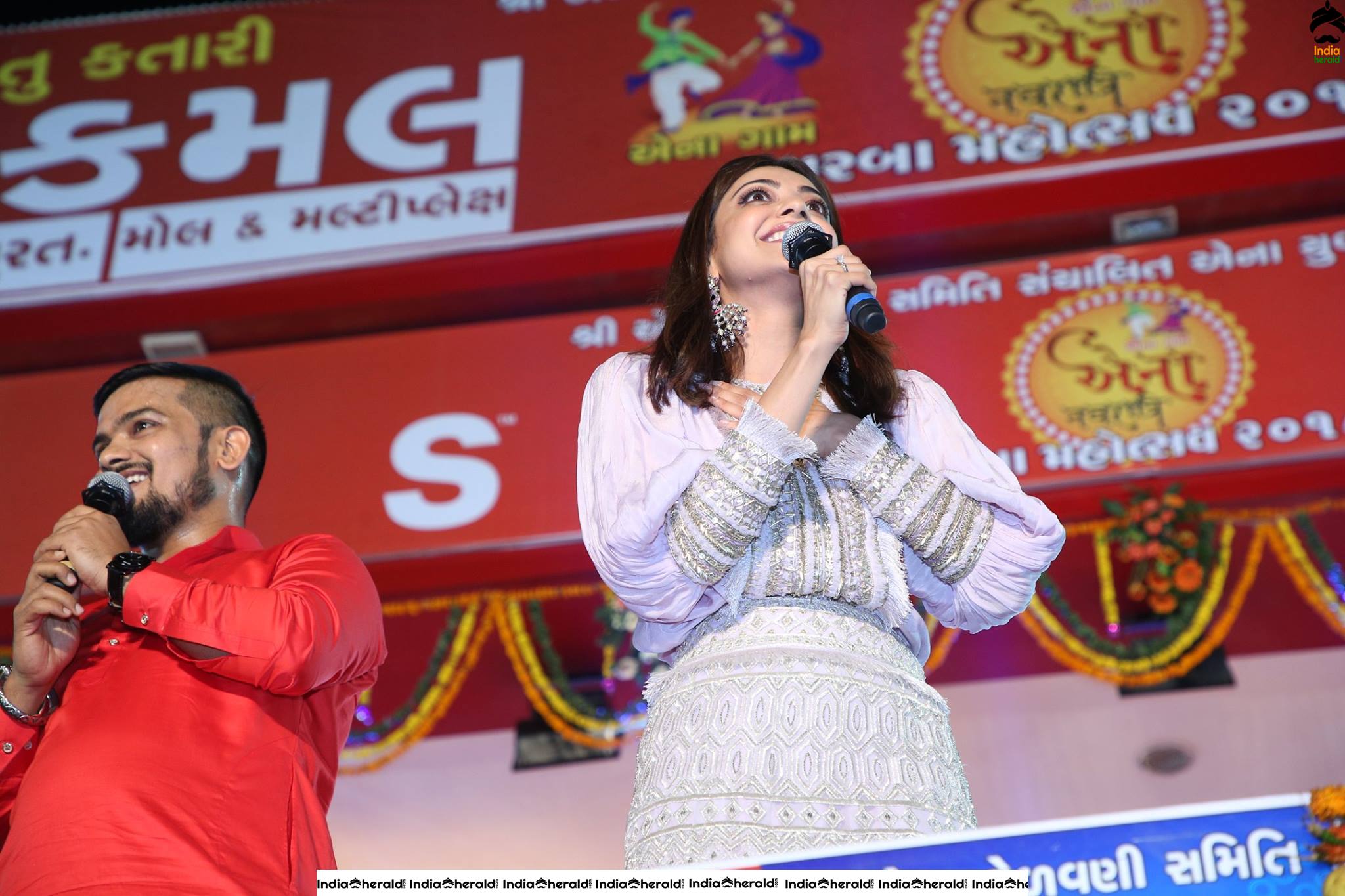 Kajal Aggarwal Looking Angelic in White before a massive crowd during a Public Event Set 6