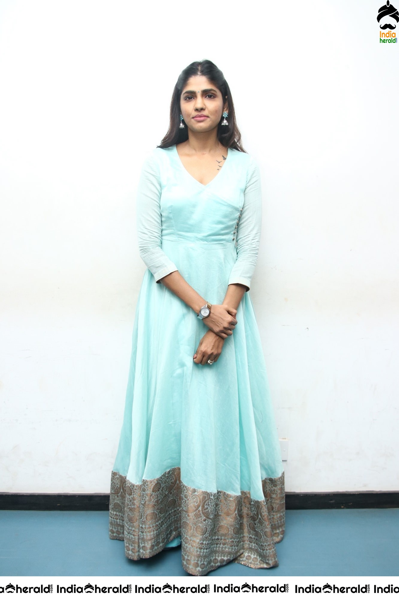 Kannum Kannum Kollaiyadithaal Success Meet Photos Set 1