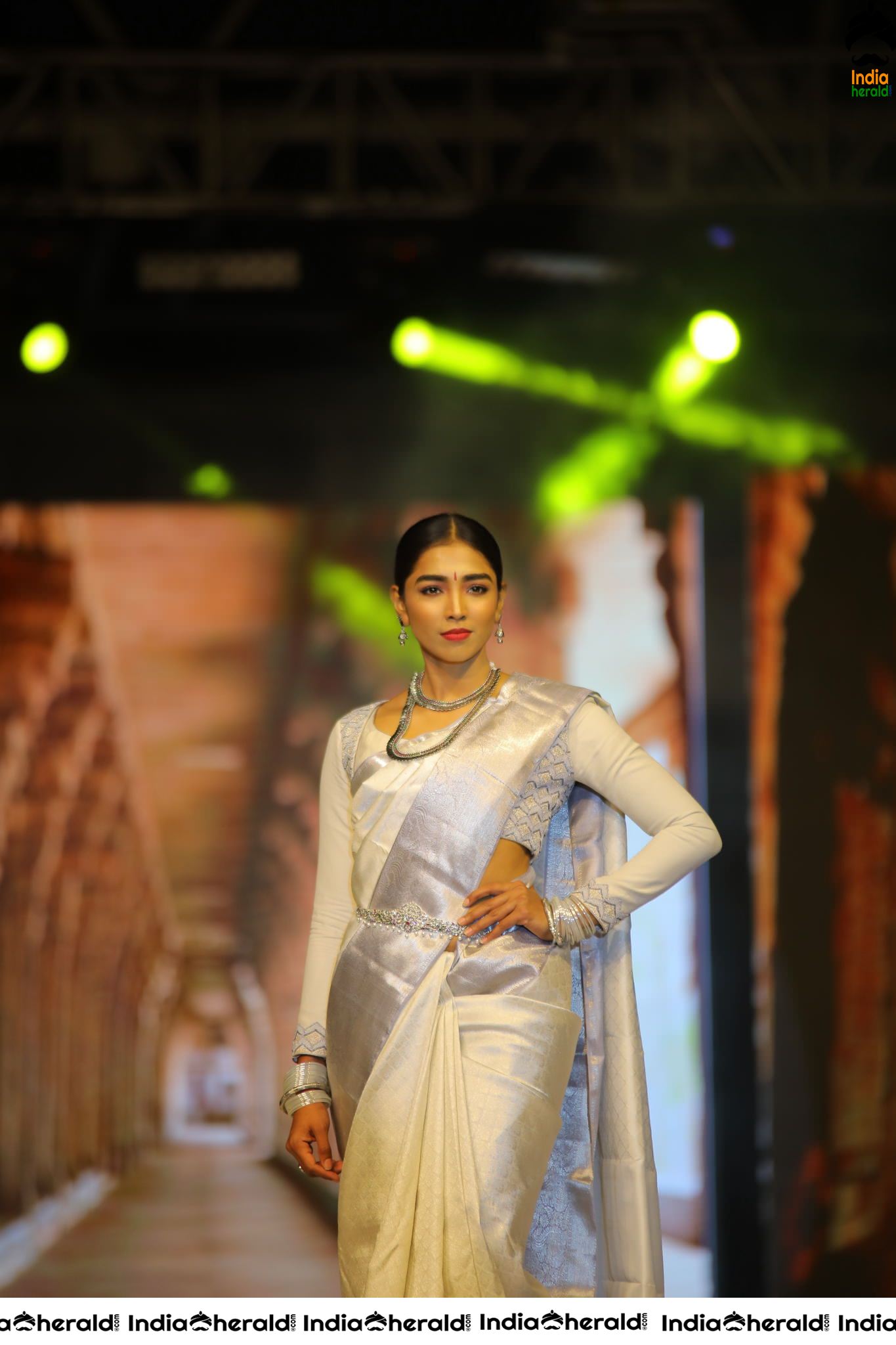 KVR Group conducts special Fashion Show with Fashion Designers Set 2