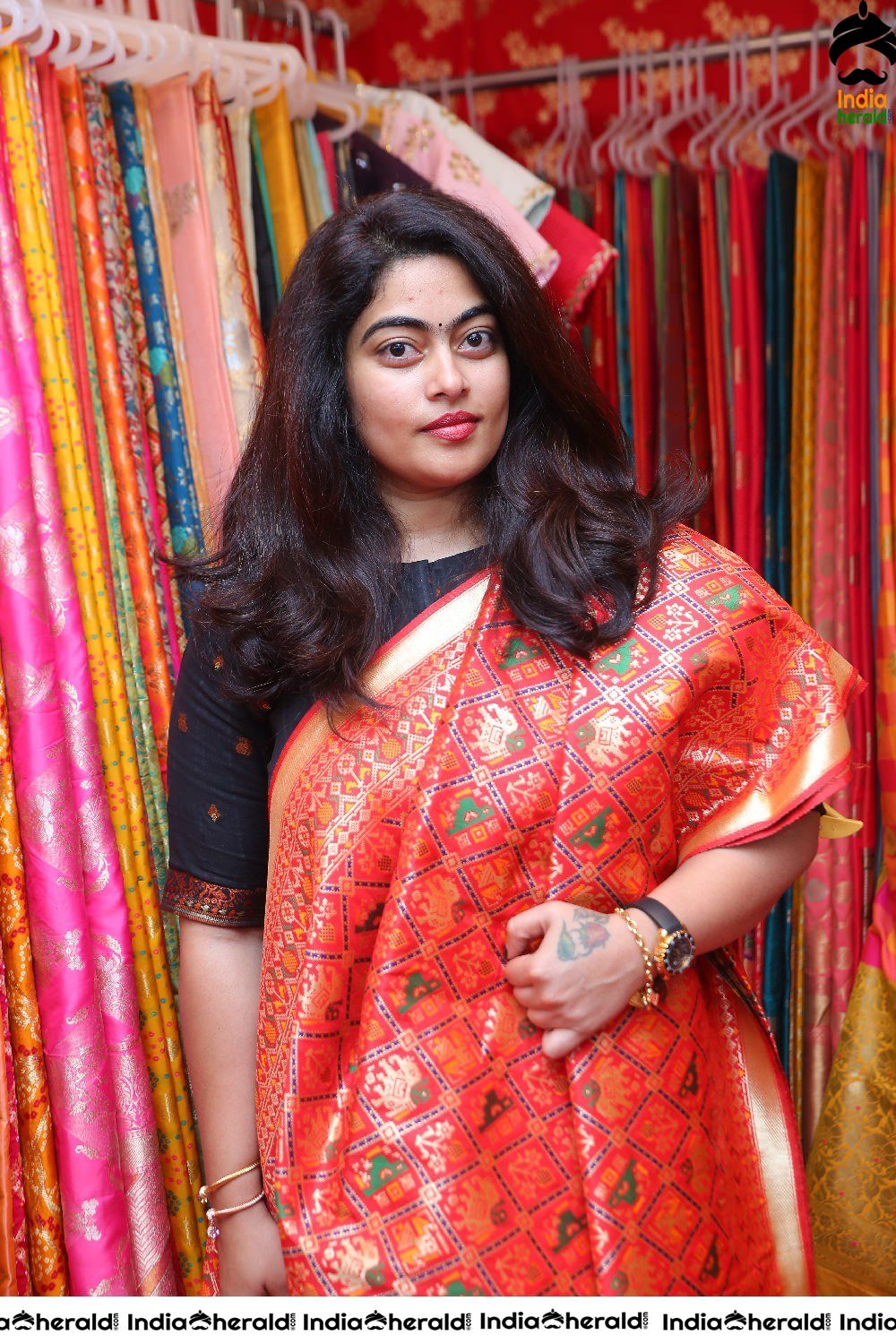 Sashikala and Shravani Reddy inaugurated The Haat Premium Heritage Fashion and Lifestyle Set 1