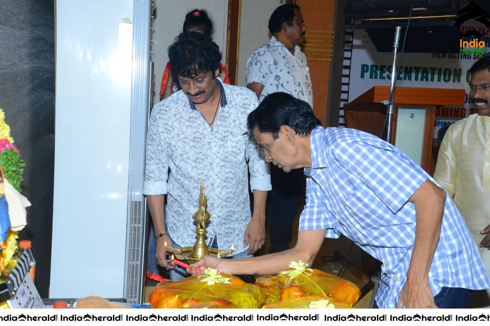 Uttj Mayukha Film Acting School Press meet Set 2