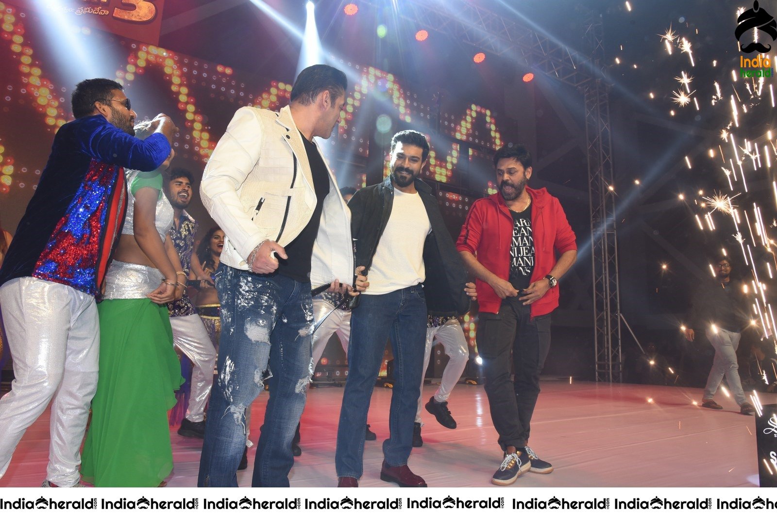 When Salman danced along with Tollywood Top Stars at Dabangg Event Set 1