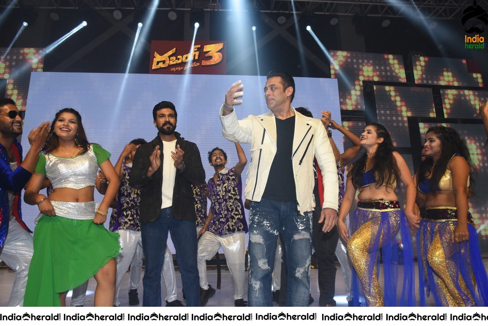 When Salman danced along with Tollywood Top Stars at Dabangg Event Set 2