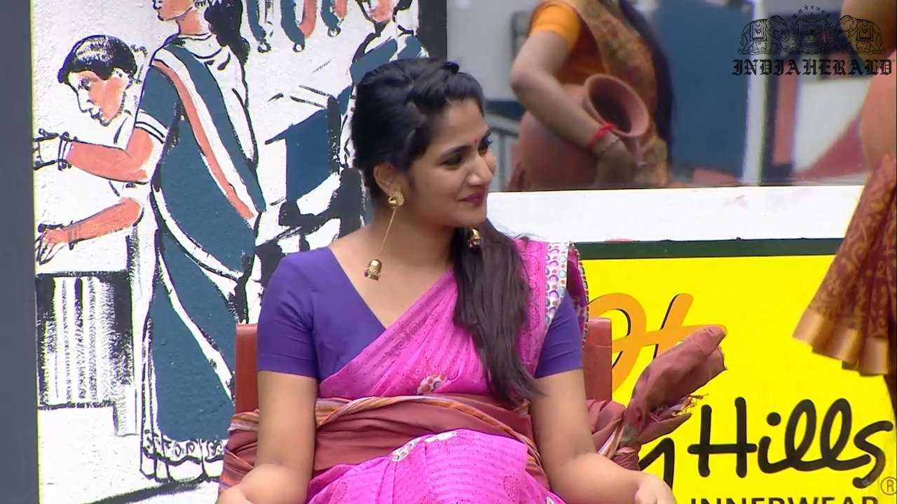 Bigg Boss Tamil Season 3 Day 31 Hot Stills Set 2