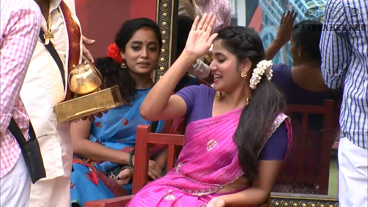 Bigg Boss Tamil Season 3 Day 31 Hot Stills Set 2