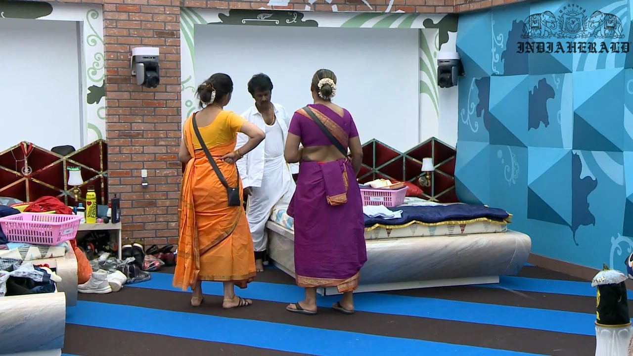 Bigg Boss Tamil Season 3 Day 32 Hot Stills Set 2