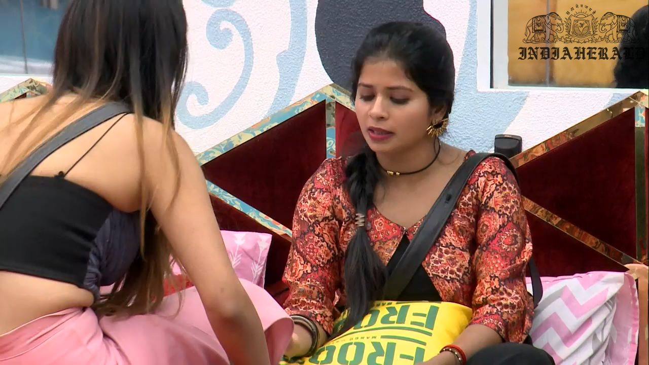 Bigg Boss Tamil Season 3 Day 36 Hot Stills Set 2