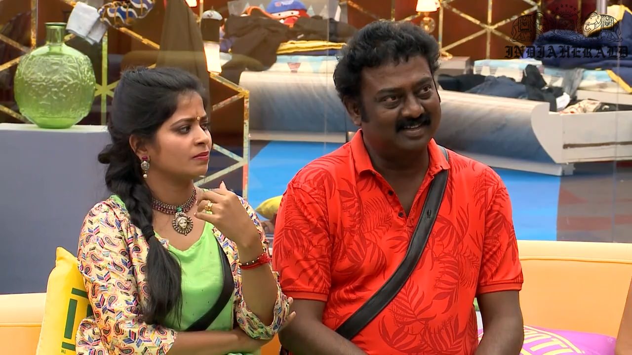 Bigg Boss Tamil Season 3 Day 42 Hot Stills Set 2