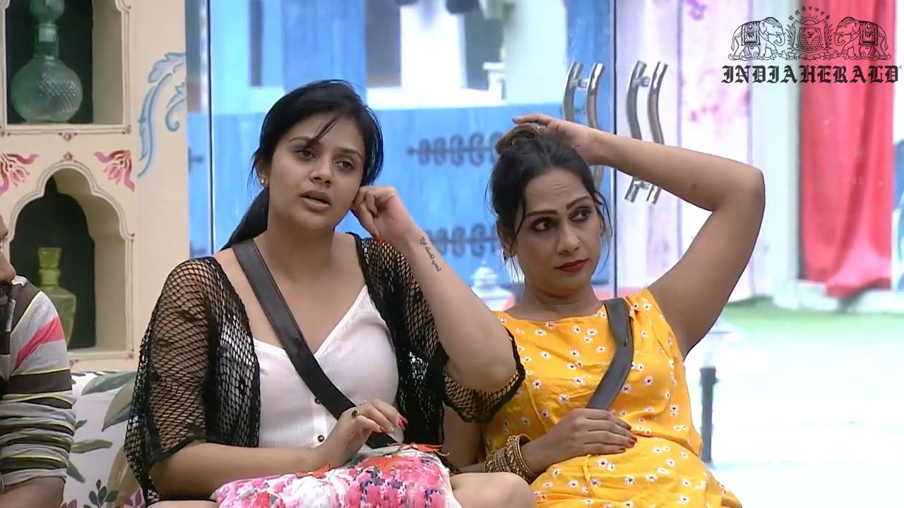 Bigg Boss Telugu Season 3 Day 18 Hot Stills Set 3