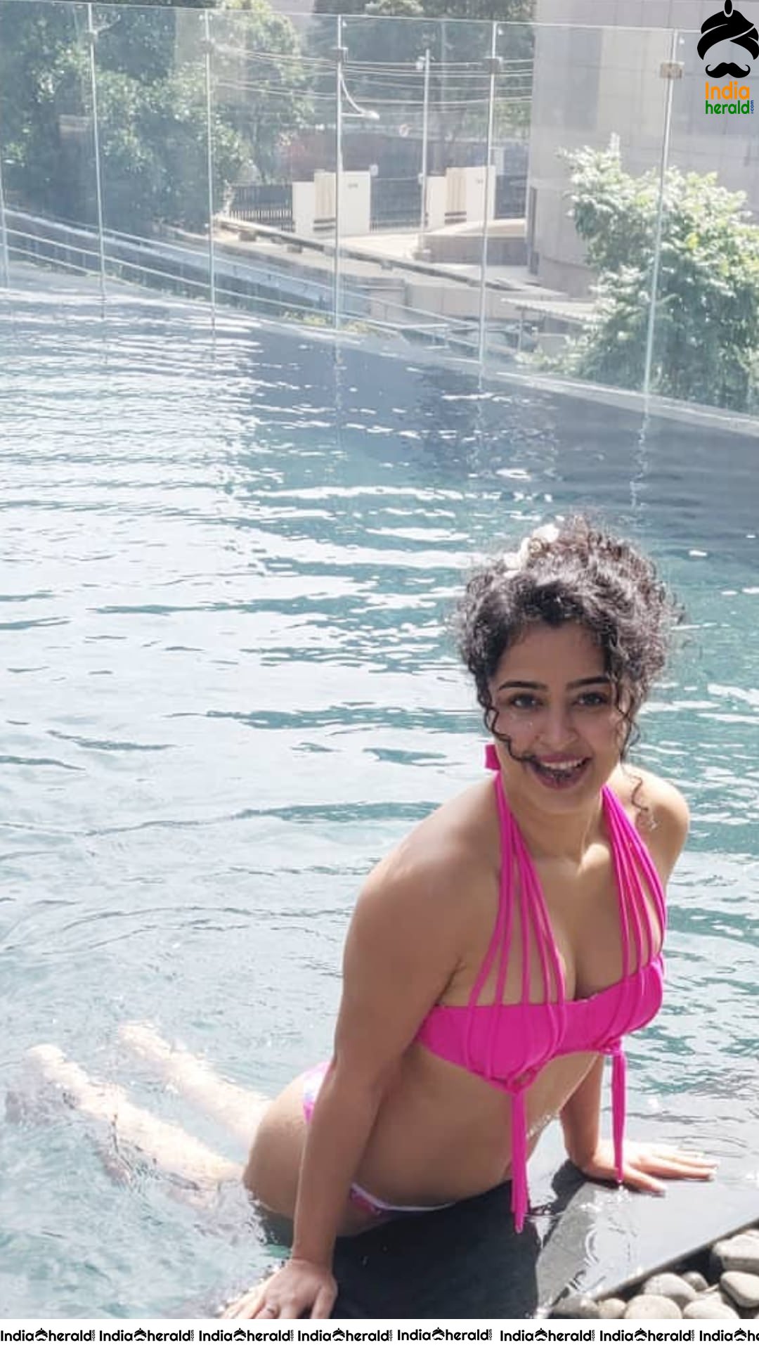 Anketa Maharena Hot in Pink Bikini