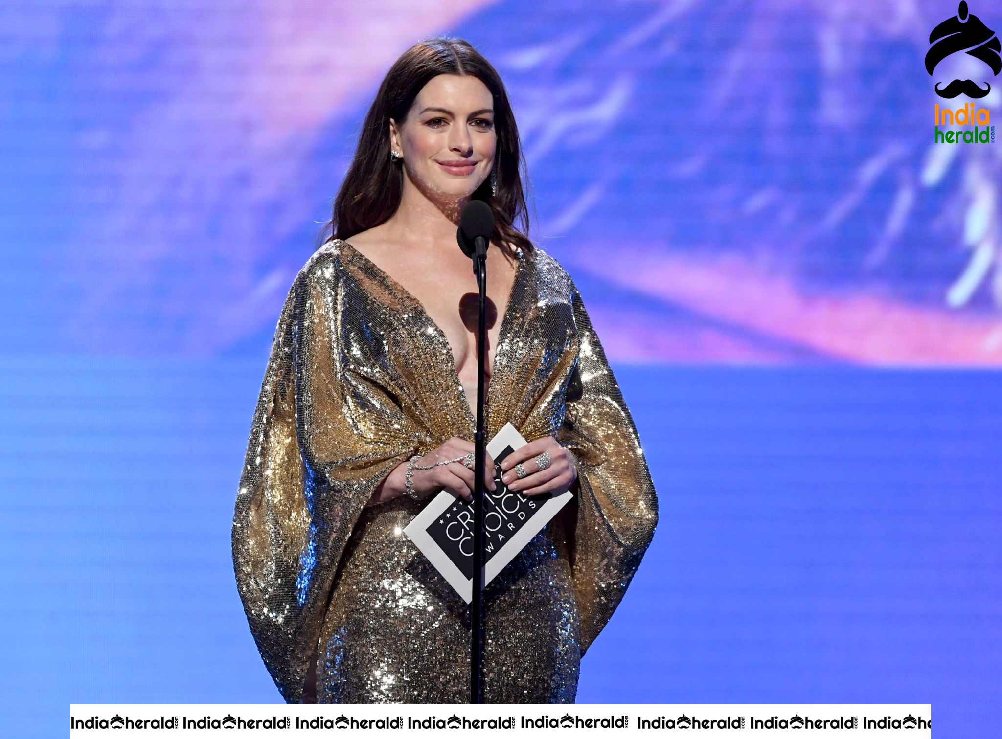 Anne Hathaway at 25th Annual Critics Choice Awards Set 2