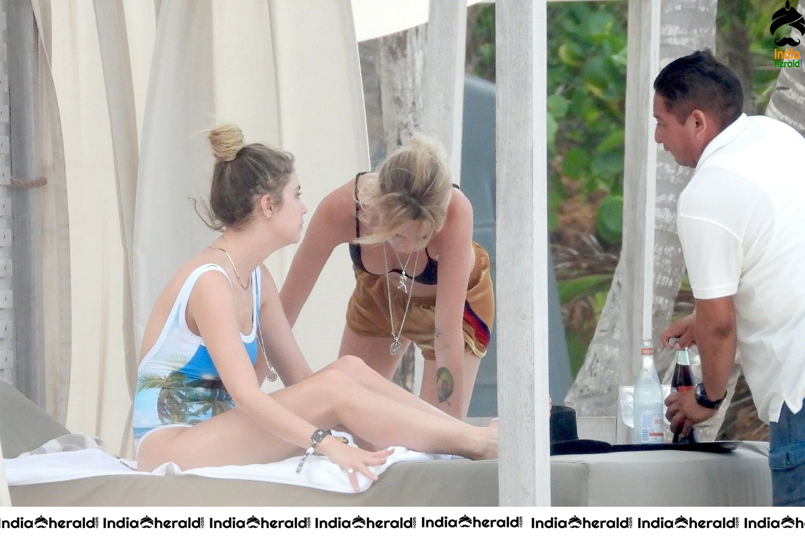 Cara Delevingne and Ashley Benson in Bikini enjoying the sunny weather in Tulum