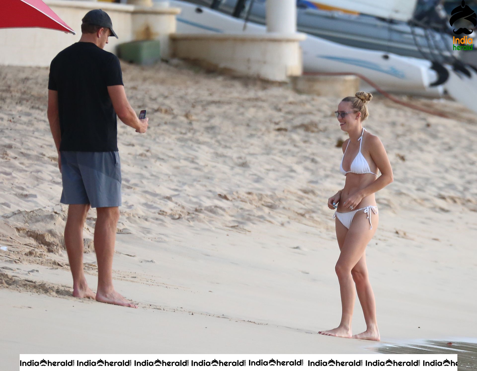 Caroline Wozniacki Enjoying in Bikini at a Beach in Barbados Set 1