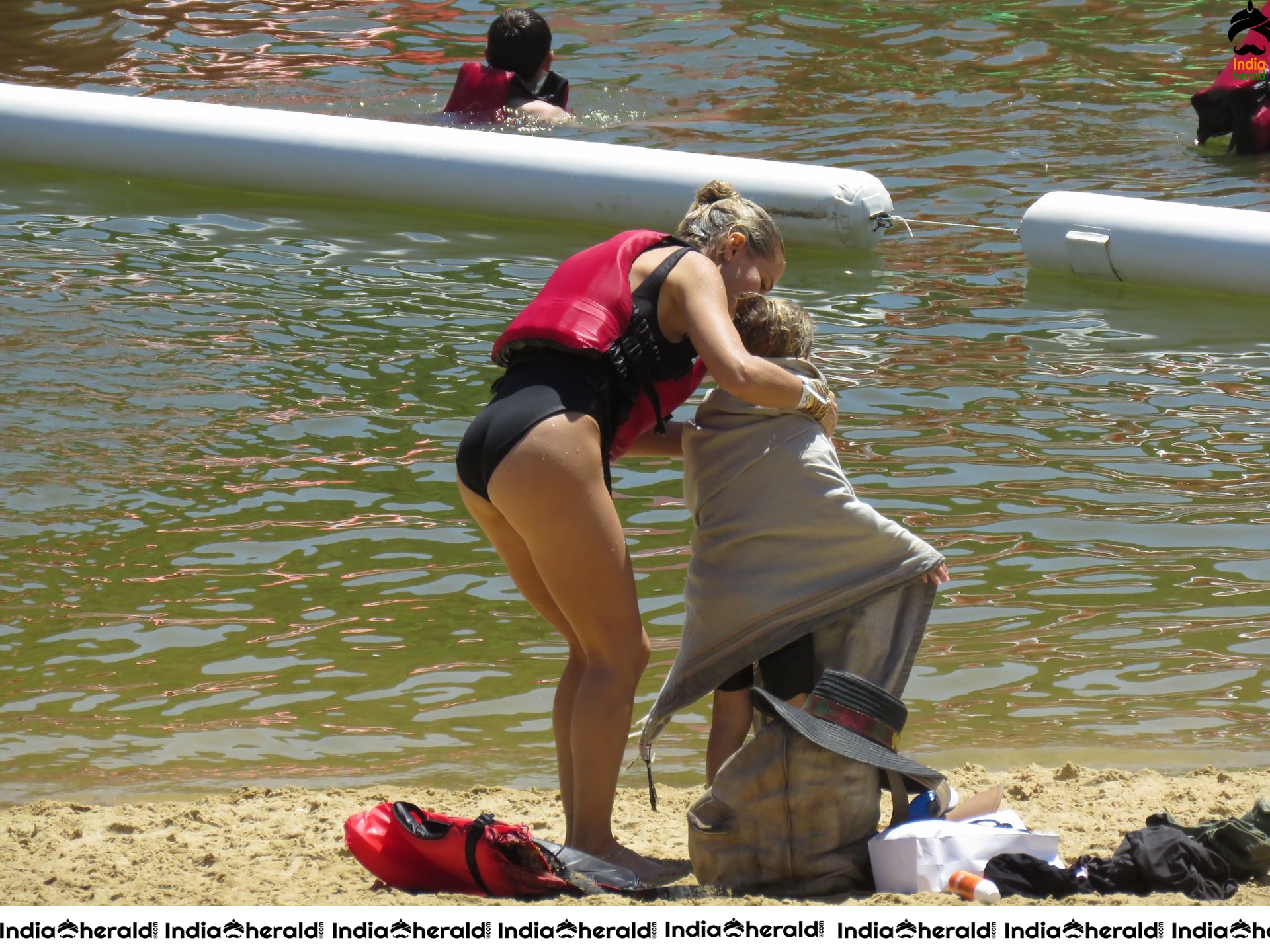 Elsa Pataky wearing a Black Swimsuit in the Senpere Lake Set 1