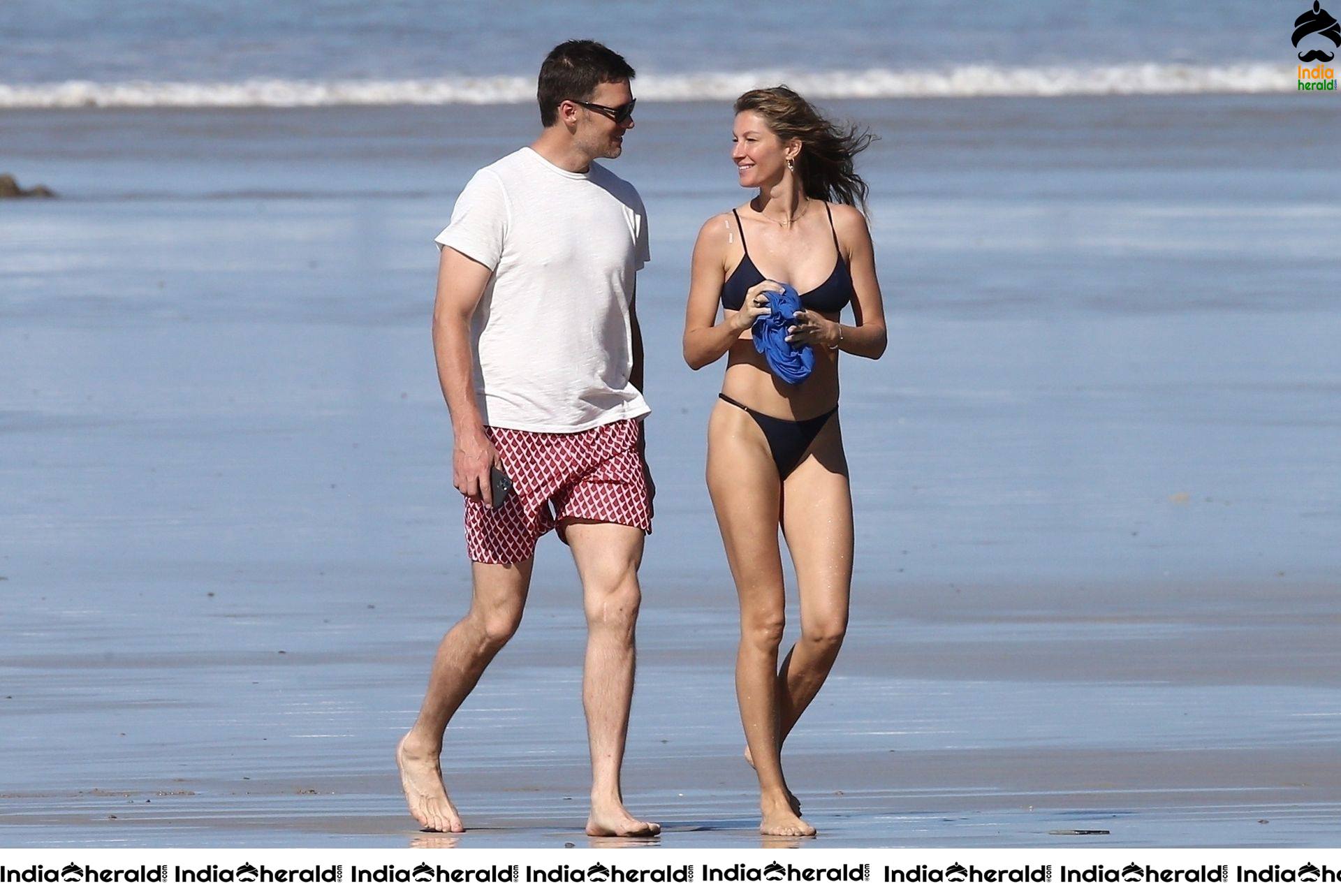 Gisele Bundchen in Bikini enjoys the day with Boyfriend at the beach in Costa Rica